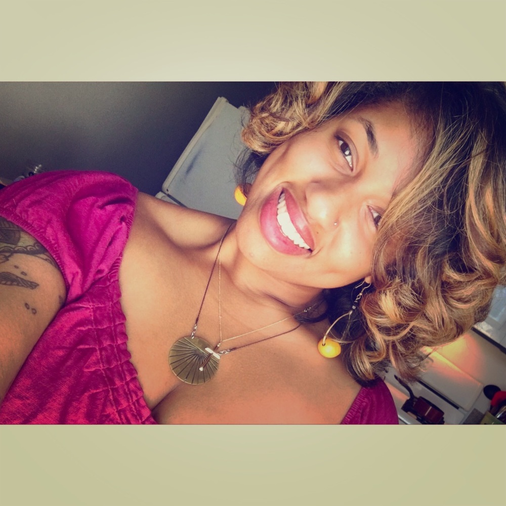 Meet your Posher, Liana